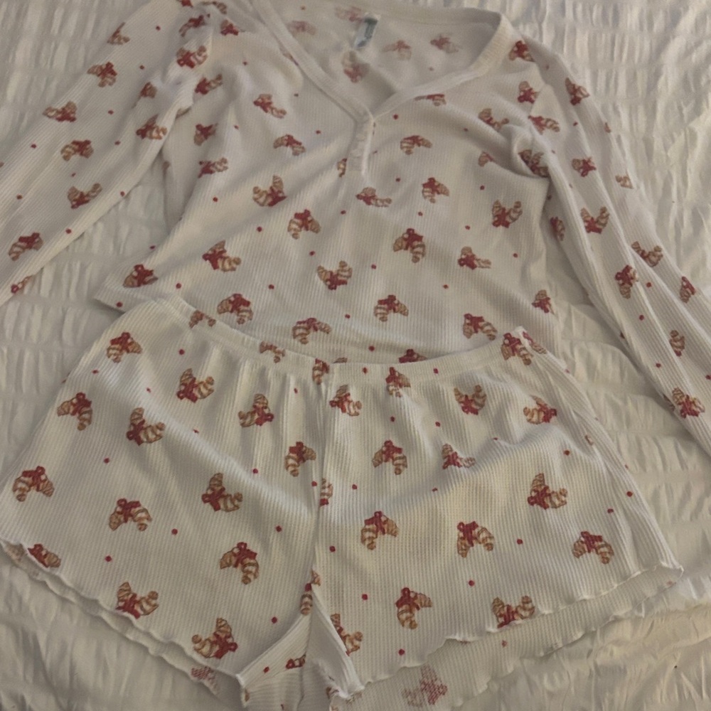 Wild Fable White Pajama Set with Red Print